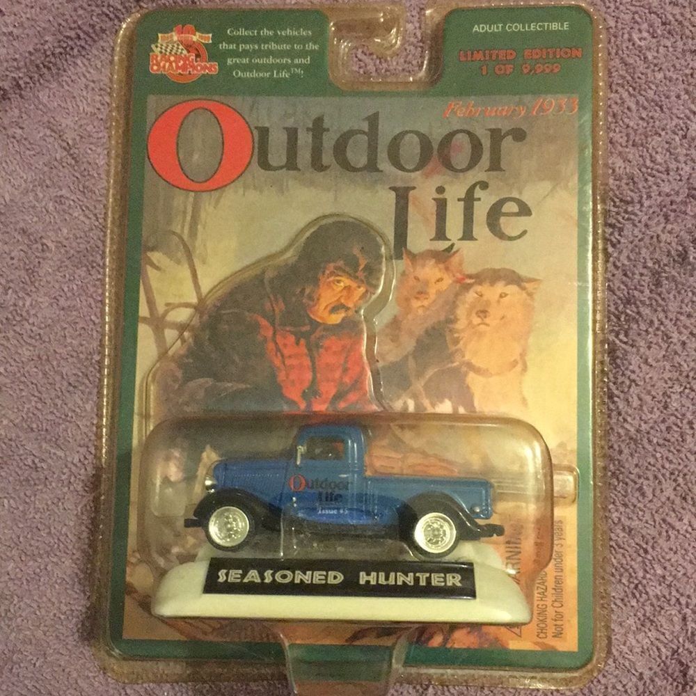 Racing  Die Cast Champion Truck